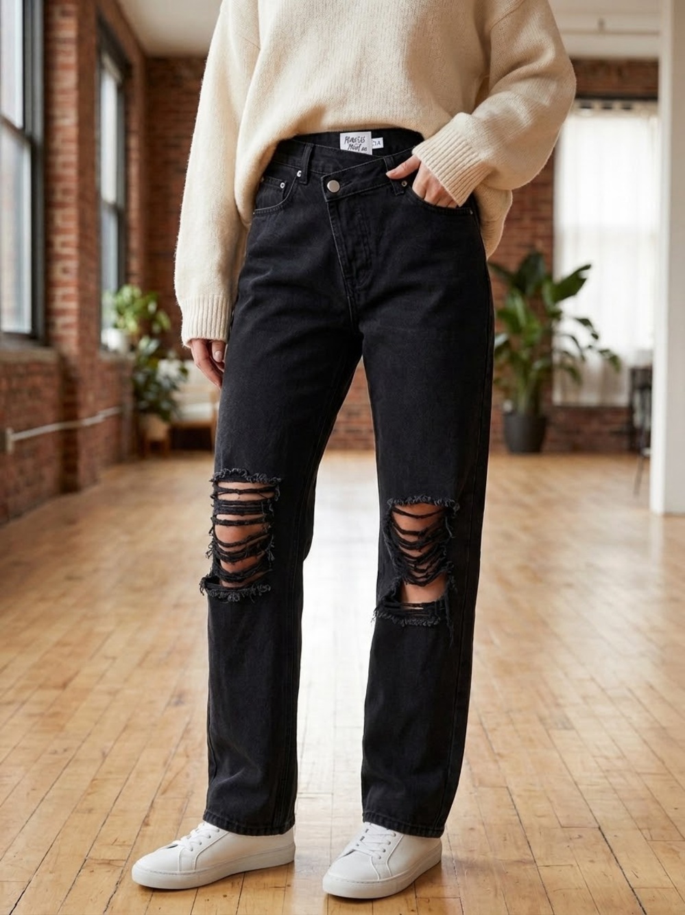 Princess Polly Black Distressed Boyfriend Jeans